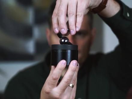 这个悬浮的反重力球是怎么做到的?#luna