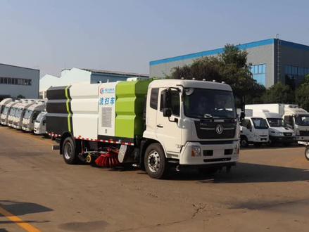 洗扫车操作教程 #扫路车 #清扫车工作视频 #环卫车 #扫路车厂家 #东风天锦洗扫车