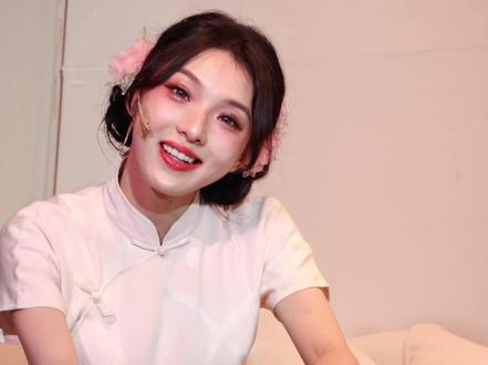 终于看上破墙(内含亲亲版
一草一木一砖一瓦
#音乐剧#破墙#强东玥