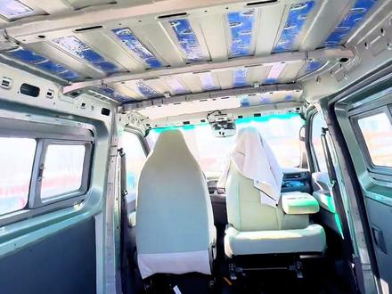 吉利远程v7e改装之止震板和隔音棉安装#吉利远程v7e #改装 #床车 #隔音棉 #止震板