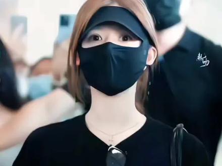 #赵露思同款 #脸基尼 是什么天才设计师设计的!防晒与美观并存,这下不露脸也能撩帅哥了#夏季必备#是时候安排一下了 #好物分享🔥