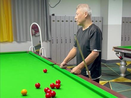 斯诺克选手的二次出杆是什么原因?#台球教学 #斯诺克 #台球
