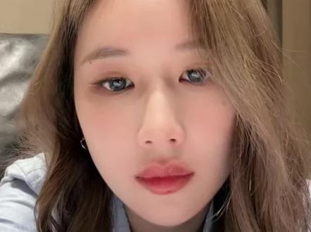 小叶没有不洗澡噢 不要乱传#叶芷妤 #janeeyeh #janekao #设计爱情