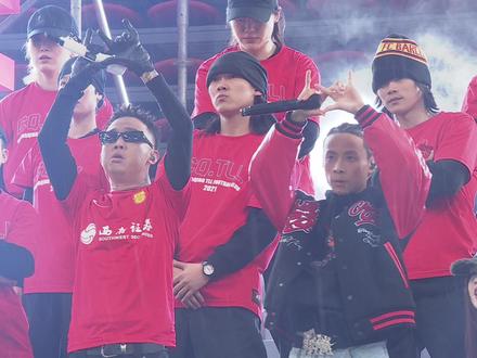 种梦音乐✖️@重庆铜梁龙足球俱乐部 中超主场首秀 ⚽️潮音应援季#GAI周延 🎤#布瑞吉Bridge 中超首胜 ☄️ 重庆忠勇