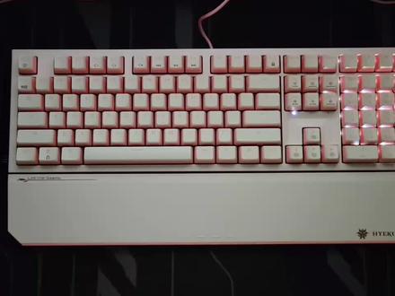 #机械键盘 黑峡谷X5
你们喜欢哪种灯光