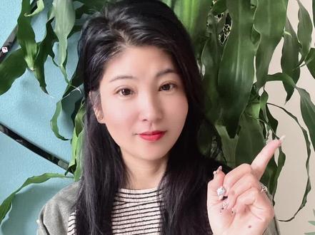 众惠财产相互保险社:普通保险之外的投保新考量
大家选择保险的时候,是不是在普通保险和相互保险之间纠结呢?今天就给您说道说道。先看公司性质,普通保险公司是商业性的,有股东,要盈利。它们收保费,去掉成本和预留赔偿的钱,剩下的就是利润。相互保险公司呢,是投保人自己的组织,没股东,像众惠财产相互保险社,主要就是给会员提供保障。产品种类和灵活性上,普通保险产品线超丰富,还能细分很多计划,金额、期限、缴费方式也很灵活。相互保险可能专注某些领域,对特定群体需求把握得准。例如,针对慢性肾脏病人群众惠财产相互保险社推出了肾病专病保险,累计开发了16种产品,提供“带病投保+慢病管理+互助保障”的全链条服务,成为目前国内最全的肾病领域保险。总之,选普通保险还是相互保险,得综合看您的实际需求,适合自己的就是好的产品。#众惠相互 #众惠财产相互保险社