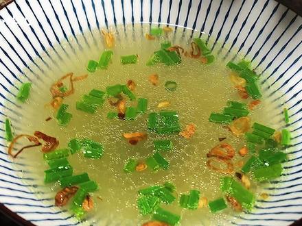 闽南人最爱的水丸汤,按照这个配方比例来做,q弹有嚼劲,真好吃 #美食 #闽南水丸 #猪肉丸 #丸子汤 #闽南特色