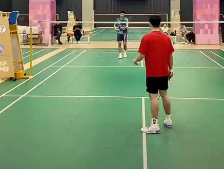 抖音也是好起来了 能看到郑思维打周天成了