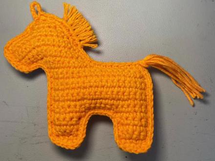 #手工编织零基础教学 #手工编织 小马挂件教程来了