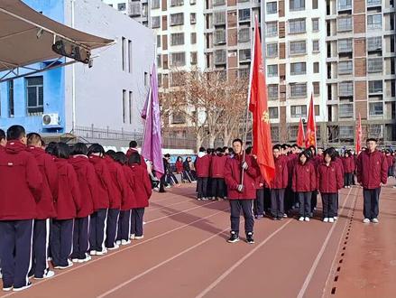 听劝的学校~突然换了BGM,看宝子们啥反应。🤣#跑操 #唐山高中 #魔性bgm #唐山实验学校 #高中生活