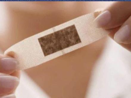 大部分人这些年都用错了,创可贴和创口贴的区别可老大了,千万别用错了 #科普 #冷知识