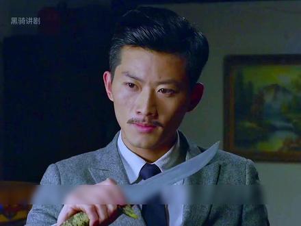 深度解析谢文东为救老雷甘愿割掉自己的两只耳朵 #抖音精选 #了不起的精讲团 #电视剧解说