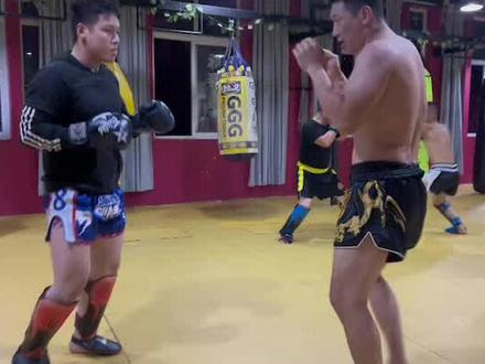 温州地区想学打拳的可以来找我们#自由搏击 #拳击🥊 #格斗 #少儿搏击散打 #踢拳