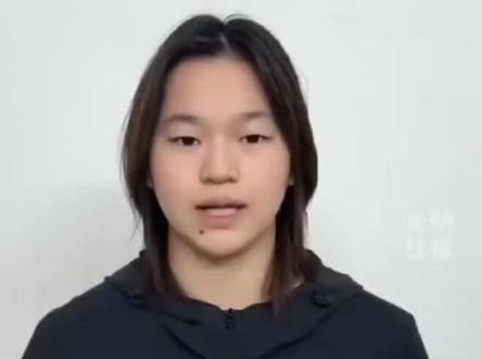 国内的电子爸妈都在睡觉了。
别怕!东八区的妈妈为您增加一点热度,小洛熙的真相会来的,请坚持下去!#热点 #聊天对话