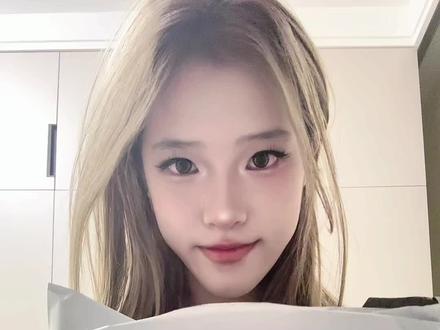 谁懂“鉴别为假”四个字的救赎感。 又收到假卡了!!#开箱 #追星日常 #日常分享 #小卡#cortis