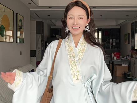 这几套日常穿搭 姊妹们觉得怎么样? #汉服日常 #汉服配饰 #汉服穿搭 #汉服出行 #汉服配饰