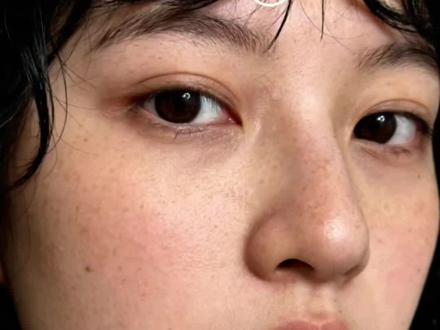 醒图邪修P图 超简单 可懂 #醒图焚决的神#醒门永存#人类对醒图的开发不足百分之一 磨皮 美白 瘦脸 大眼 祛斑 祛痘 去皱 均匀肤色 去油光 红润度 高鼻梁 唇色饱满 美白牙齿 眉形规整 卧蚕加强 睫毛浓密 眼神光 开眼角 缩小鼻翼 加厚嘴唇 调整发际线 消除双下巴 面部立体 五官重塑 精致五官 冷白皮 奶油肌 水光肌 原生质感 细腻肤质 ,提亮肤色 淡化黑眼圈 消除眼袋 网感滤镜 韩系清新 日系胶片 复古港风 清冷氛围感 纯欲风 ins风 自然滤镜 高清质感 柔光滤镜,光效光斑,柔光磨皮,锐化清晰,肤色通透,冷调复古,自然无痕,一键调色