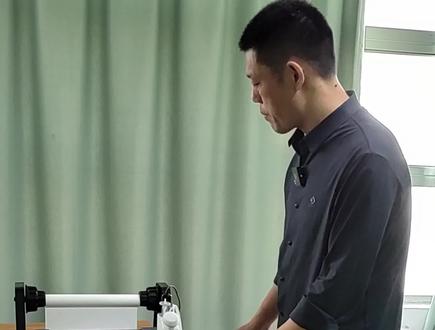 白墨烫画转印操作流程(手动抖粉与自动抖粉)。衣服 抱枕 LOGO转印,深色、 浅色、纯棉、非纯棉均可转印#白墨烫画 #柯式烫画 #热转印 #丝网印刷 #个性定制个性定制