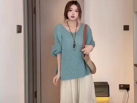 #针织 #慵懒风穿搭 #韩系穿搭 #如何将浅色系穿出温柔风 #春日穿搭 穿出慵懒自在的感觉