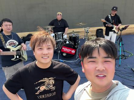 #焦作露天酒吧 #音你而来露营地 #卡友之声演唱会 #焦作露营地推荐 五月一号不见不散