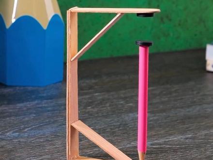 用两块磁铁,给孩子做一个他喜欢的磁悬浮铅笔。#手工 #生活小妙招 #创意手工 #上热门