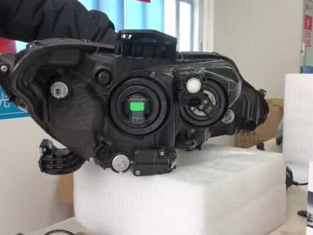 本田CRV汽车LED大灯灯泡安装方法教程#抖音汽车 #汽车灯光升级