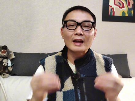 Polygon 想统一所有公链?AggLayer 到底是什么 Polygon 的 AggLayer 想解决的是 Web3 最大的问题:各条链之间互不兼容,资产难以跨链,用户体验碎片化。AggLayer 的作用,就像互联网时代的“总调度中心”,把不同链的状态、证明和安全性汇总到统一层,让每条链都能像浏览网页一样互通。
这意味着未来用户可能不再感受到“链”的存在,而是无缝体验整个 Web3 环境。
但最关键的问题是:
AggLayer 真的能像“互联网协议”一样统一全行业吗?它要解决的最大难点到底是什么?