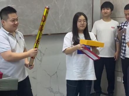 3年入行,5年懂行,十年成王,你的精彩才刚开始#芯片销售 #好同事 #打工人