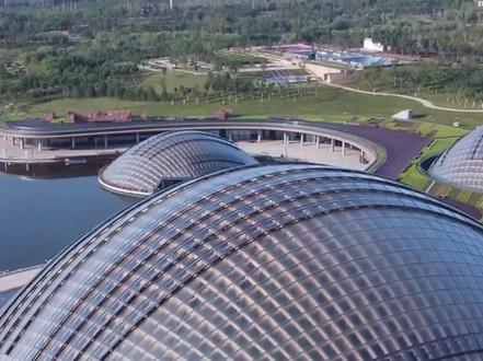 @郭宇欣 汾水滋养文脉,墨色晕染宣纸,拓痕刻下时光,与山西非遗的一次邂逅~
#郭宇欣杂志首封 #郭宇欣汾畔雅集非遗大片