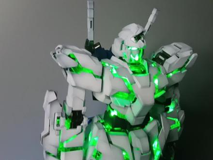 mg独角兽改灯附有灯位图,希望大家支持下新人求关注。#高达 #独角兽 #高达模型 #高达模型制作 #高达代工