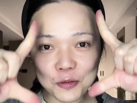 今天是新年比心头像妆! #潮妆研究所 #马年新妆新好物 #预制春节拜年妆容 #新手化妆教程 #仿妆