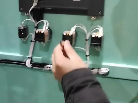 怎样用U盘下载触摸屏程序#plc培训 #电工 #触摸屏#自动化 #plc教学