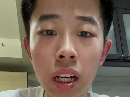 活珠子居然要孵出小鸡了!#暗黑破坏神不朽 #每个人都有一块庇护之地