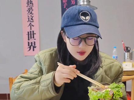 主打就是便宜好吃。大家可以去尝尝。#真材实料才能做出好味道 #抖音美食推荐官 #好吃不贵经济实惠 #这家店回头客超多 #超好吃