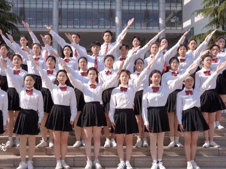 #青科传媒人 #建团百年 #五四青年节 传媒学子“云”合唱《光荣啊,中国共青团》 用青春献礼五四青年节!