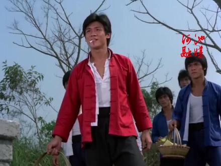 文明祭祀,谨防山火。(AI制作:韦宁;校对:毛秋霞)#清明祭祀 #清明节缅怀先烈 #拜山 #公益广告