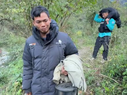 七星山荒野求生挑战赛仅剩11人,“建弟”和“扛海碗”决赛第6天,双双退赛