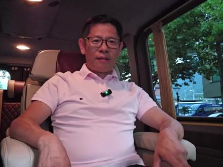 粉丝白俄老林,一年多时间,把中国茶楼开成当地网红景点