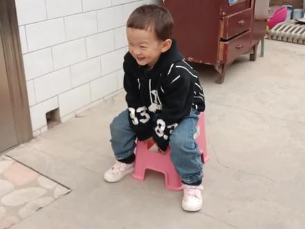 咱也是有坐骑的人了😄#充气马 #跳跳马 #哄娃神器