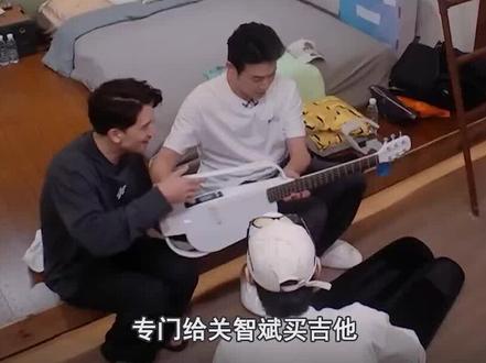 关智斌获陆毅独宠,明明只差5岁 #关智斌 #陆毅 #蓝正龙 #胡兵 #蔡国庆