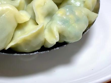 调荠菜饺子馅,记住不要加一堆调料,好吃做法教会你,饺子才鲜#荠菜饺子 #野菜美食 #荠荠菜 #调馅技巧 #素馅饺子做法 #美食 #食谱