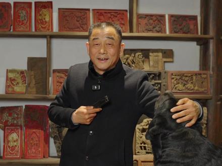 这场在蚌埠文友小院的全民盛会,哪能少了我们大黑,在本周五周六周日晚7 点,“遇见安徽·相约蚌埠”大型网络直播晚会,让我们一起期待吧~#文友小院 #卫食园 #拉布拉多 #传统文化 #非遗