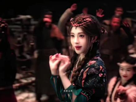 快点夸我~#鞠婧祎#月鳞绮纪 #露芜衣