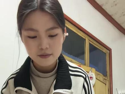 生活有点苦,我给自己做了草莓蛋糕甜回来✨#日常vlog #记录真实生活 #柳丝木#卸妆油