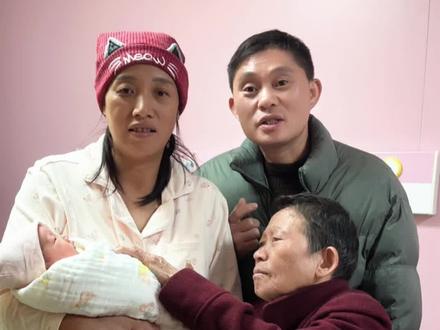 出生第三天了,第一次回家,哥哥姐姐会欢迎吗?