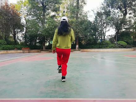 飞鱼九式 d5f71fcd08ee8c0845697cab961071c1~tplv-dy-resize-origshort-autoq-75:330.jpeg?x-expires=1995177600&x-signature=cHAhqleScs%2FQHGOb377k%2BDzFIsw%3D&from=3213915784&s=PackSourceEnum_AWEME_DETAIL&se=false&sc=cover&biz_tag=pcweb_cover&l=202303261604507990E5F33A95E5B884FC