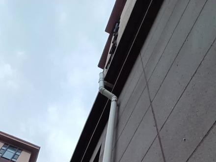 二楼厨房下水道堵塞反流反水增加溢流管方案,二楼改独立下水道后三楼可参考!#装修 #装修避坑 #下水道堵塞 #二楼返水 #厨房下水