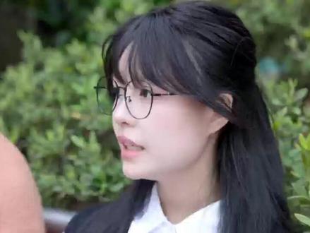 工资卡该不该上交? #情感 #情侣 #恋爱 #工资卡 #剧情