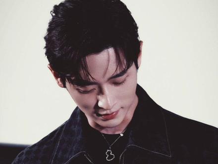 丞磊又双叒叕画画🎨#丞磊 #杨辉翔