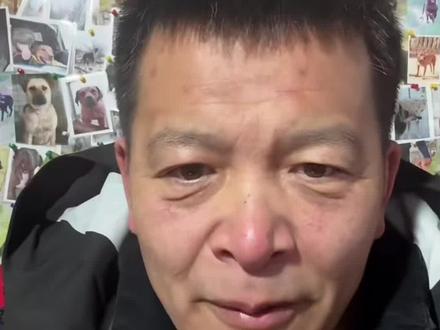 夏天一直很努力 用力的活着陪伴老吴雨哥迎来了粉丝500万 现在夏天宝宝太累睡着了 #西北刀客 #西北刀客公益护农 #西北刀客夏天 @西北刀客-公益护农 @西北刀客-机油手 @西北刀客-徐晒晒 @西北刀客摄影-李